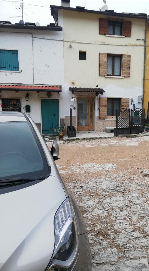 Lessinia Home Sant'Anna d'Alfaedo Luaran gambar
